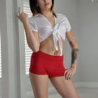 Zara Brooks in 'Curvy Amateur Cheerleader Shows Off'