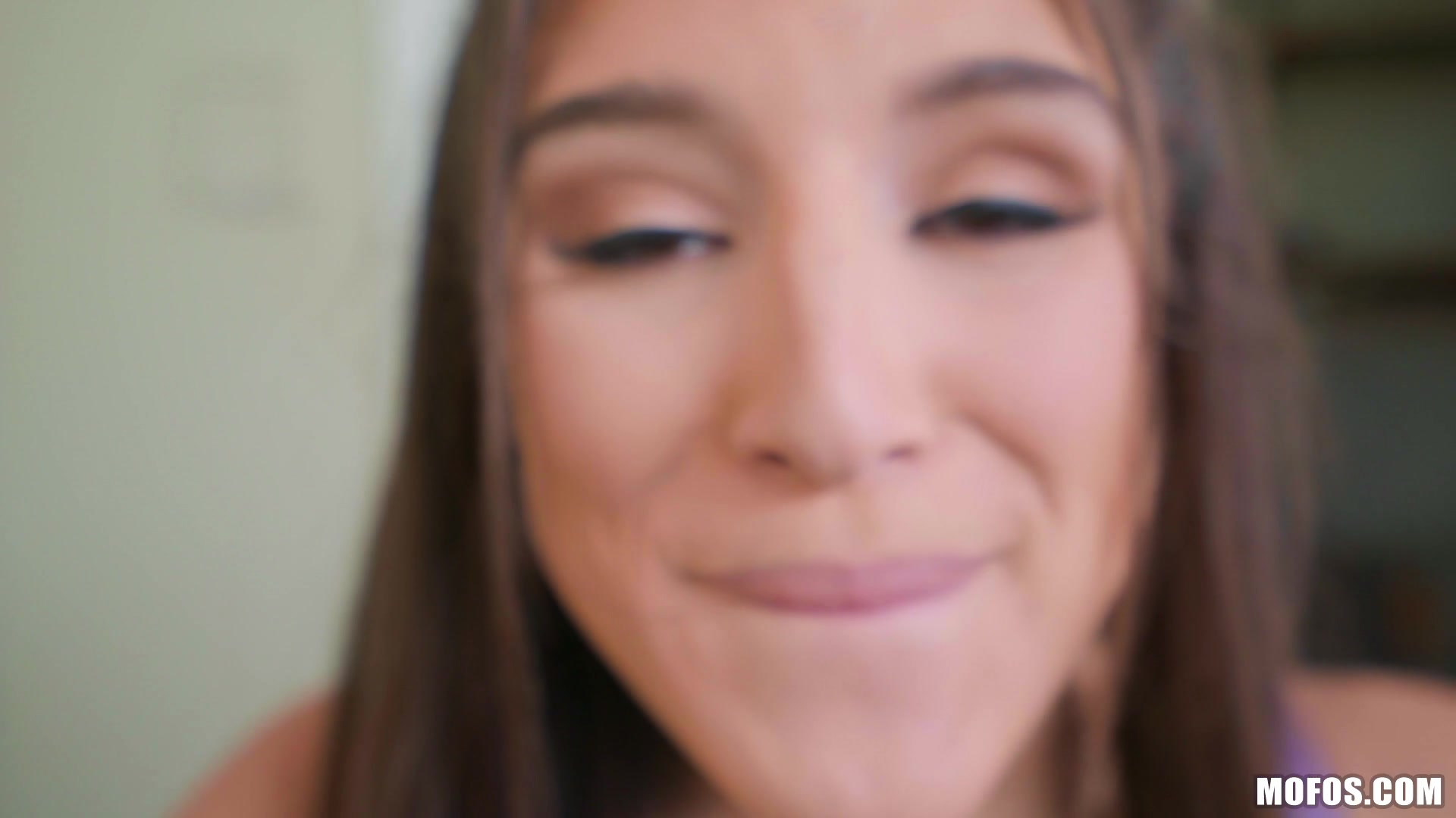 Alejando la abella del peligro