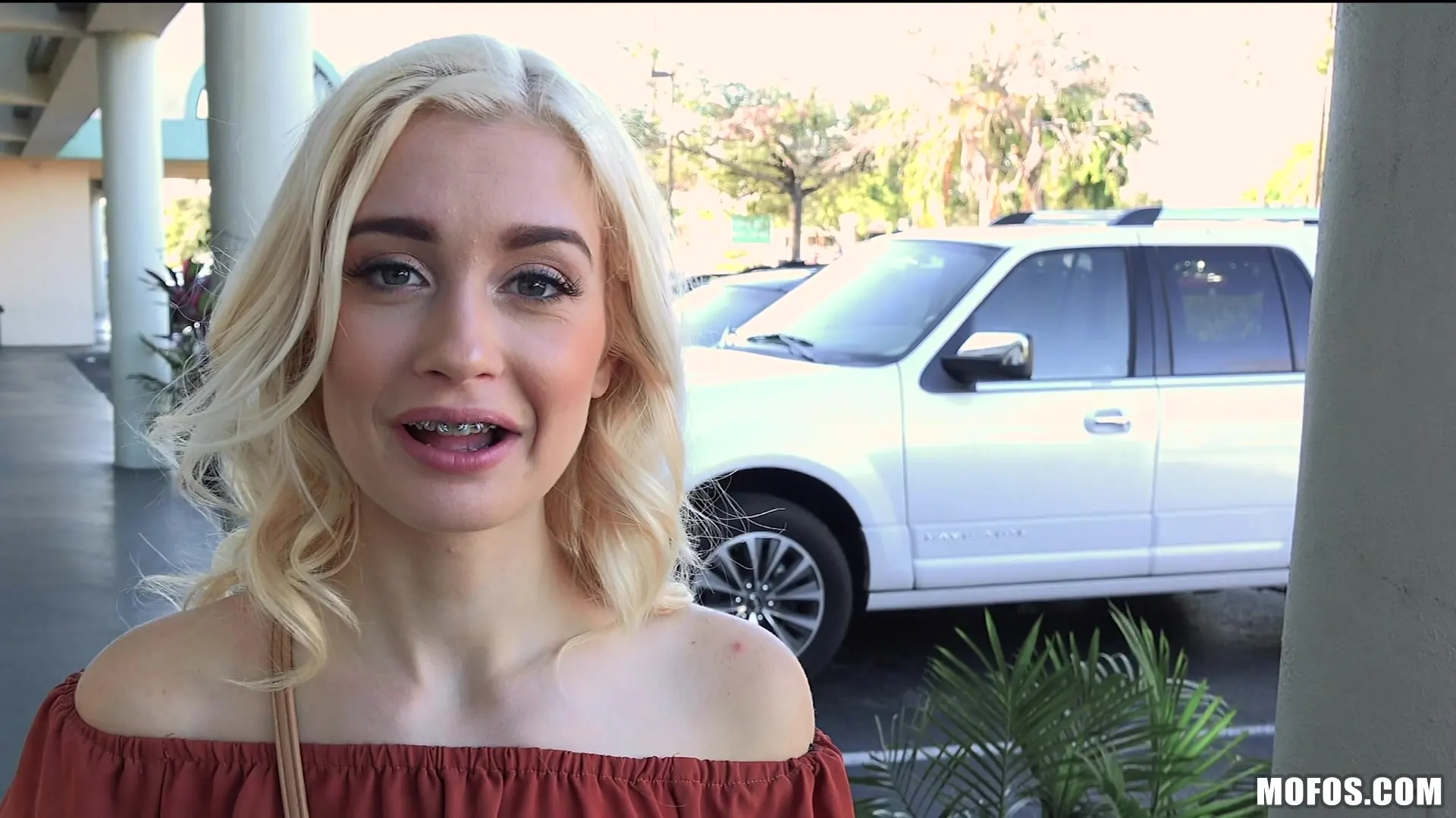 Anastasia Knight - Blonde Braceface Fucks Outdoors | Picture (198)