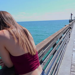Teen Gives Ass For Cash