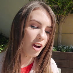 Ukrainian Babe Loves Public Sex