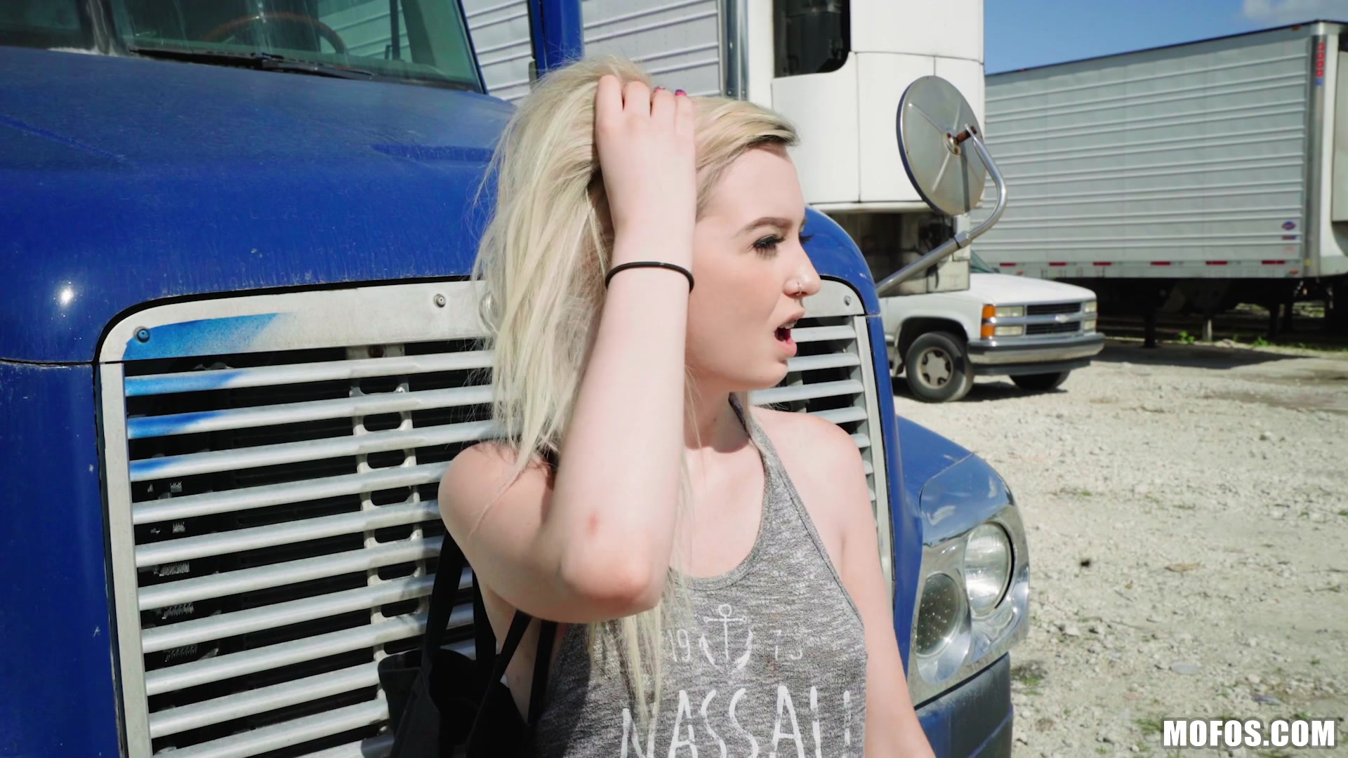 Blonde Teen Fucks For Ride