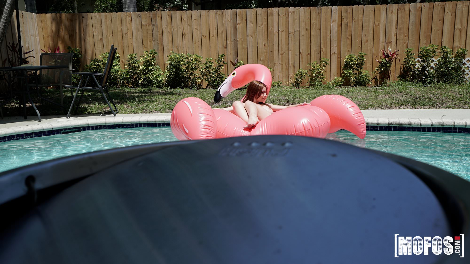Poolside Peeking